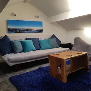 Coiners Rest - Beautiful 2 Bedroom Holiday home Heptonstall